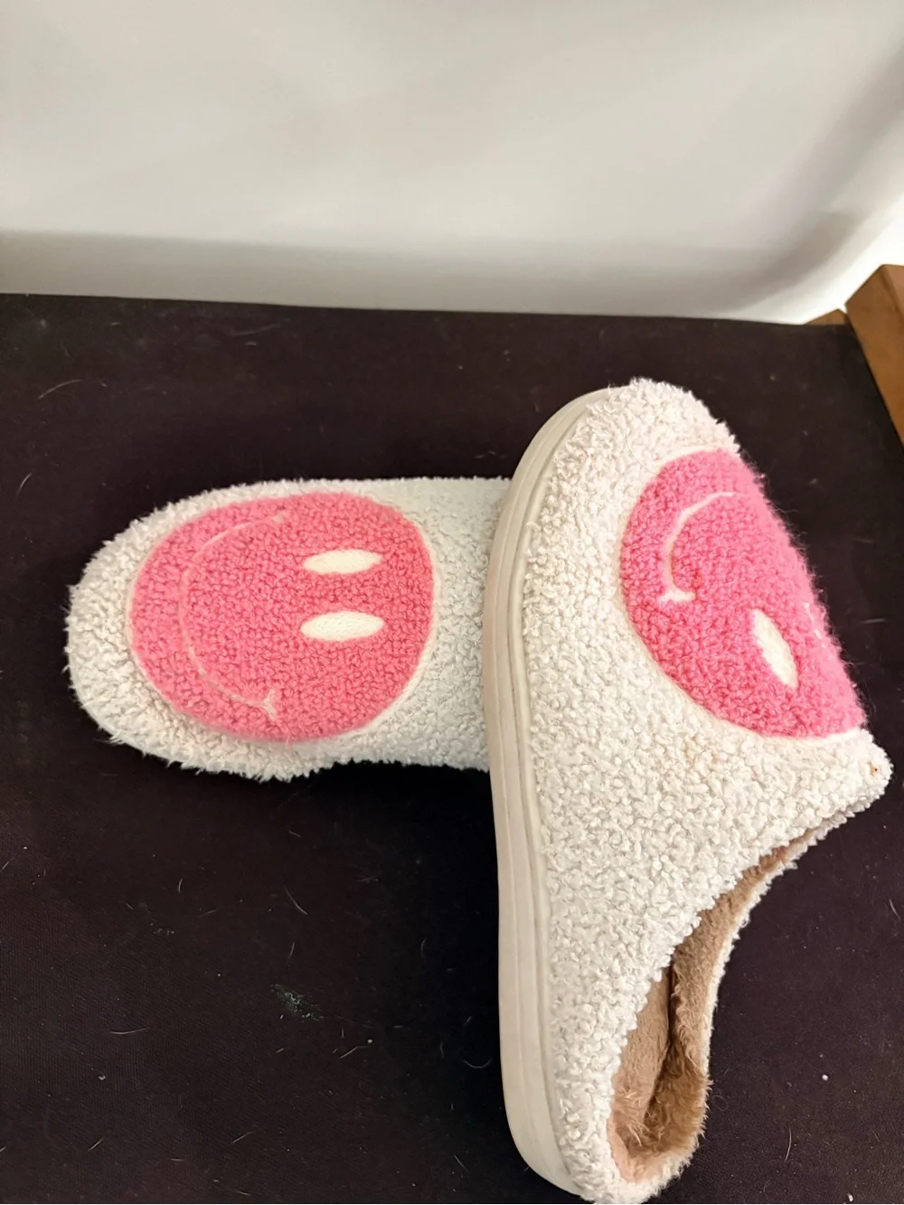 Women’s White Fuzzy Slippers with Pink Smiley Face - Cozy Slip-On